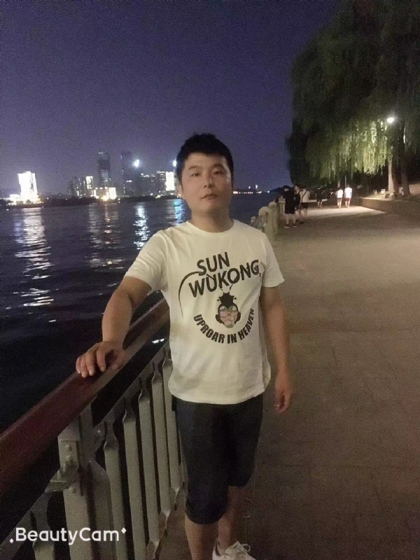 古月的第一张照片--张家界中老年相亲网